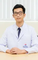 นายแพทย์ วีรภัทร หงศ์พันธ์กุล